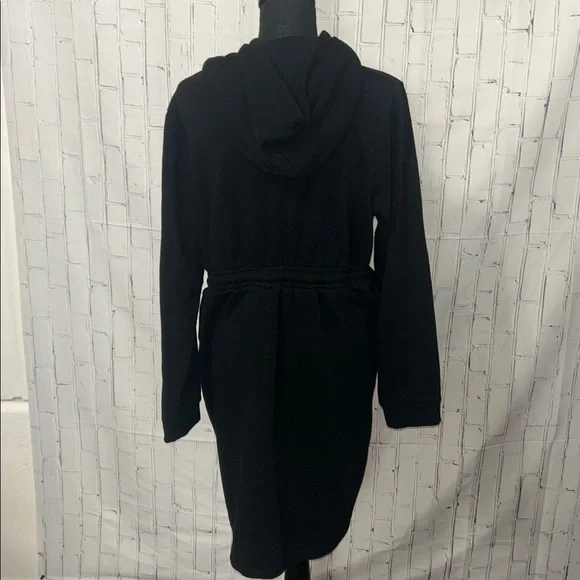 Torrid Elegant Black Hoodie Dress. Size 1 - Picture 4 of 5